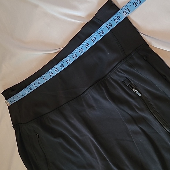 Athleta Fairway Golf Skort 16" Shorts Zipper Pockets Wmns 2X Outdoors Activewear - Picture 9 of 10